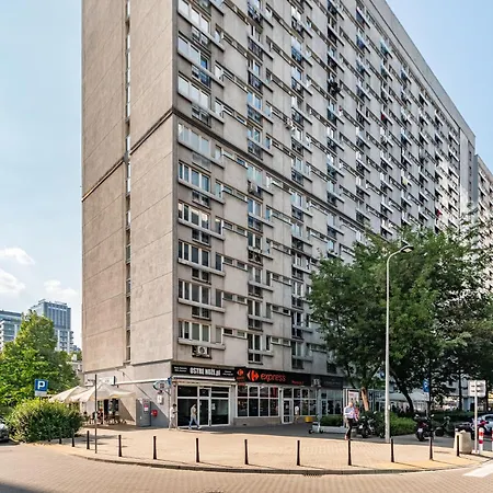 Super Centrum Pereca 2 By Homeprime Varšava