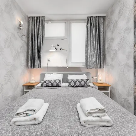 Super Centrum Pereca 2 By Homeprime Warszawa